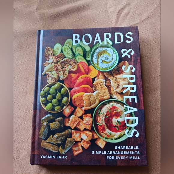 Hardcover Book ..."Boards and Spreads", plus Simply Southern Wood Spreaders, NWT - Picture 2 of 9